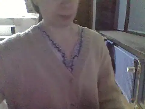 Snapshot of Moi_Lina chatting on January 11, 2025, 11:56 pm Moi Lina online show from January 11, 2025, 11:56 pm