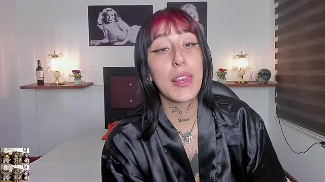 Snapshot of Mariana_Joness chatting on December 6, 2024, 8:26 am Mariana Joness online show from December 6, 2024, 8:26 am