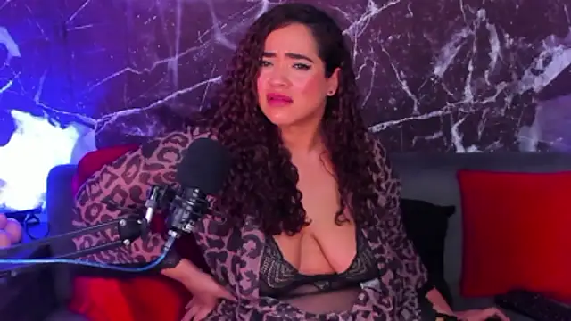 Snapshot of HannaMiills@xh chatting on January 14, 2026, 1:17 pm HannaMiillsxh online show from January 14, 2026, 1:17 pm