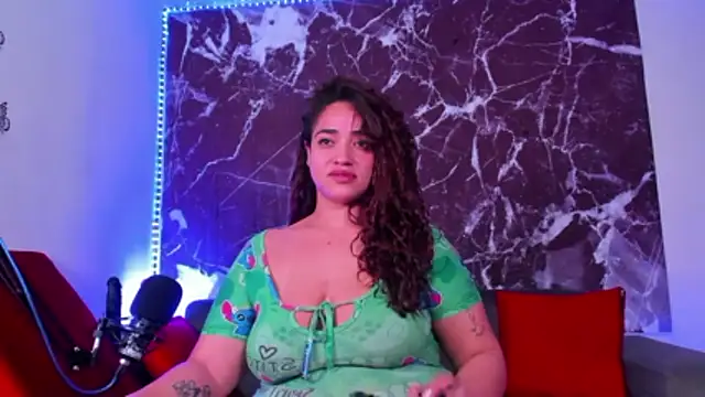 Snapshot of HannaMiills@xh chatting on February 21, 2026, 1:12 pm HannaMiillsxh online show from February 21, 2026, 1:12 pm