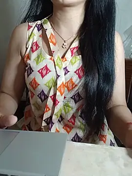 Chanchal--Navya online show from May 16, 2026, 6:28 pm