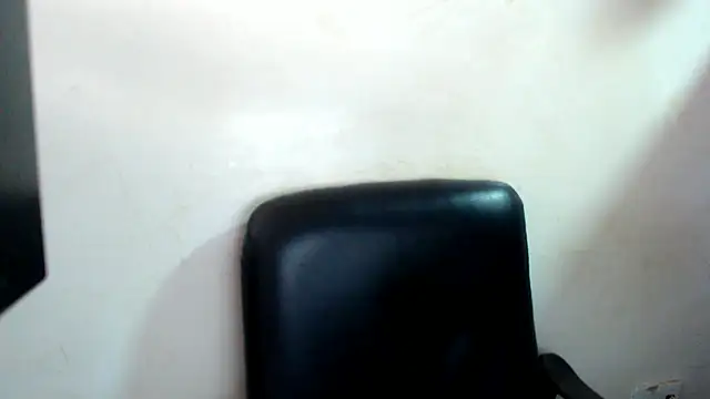 lorensweet77 online show from January 22, 2025, 6:20 pm