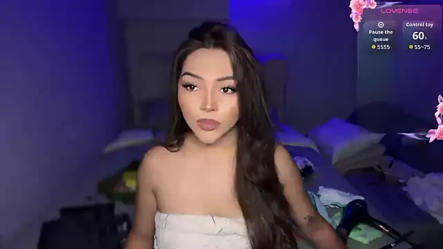 shantal r0mance online show from July 25, 2026, 1:36 am