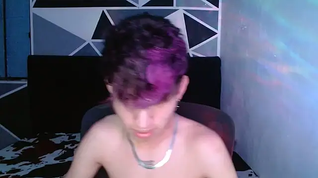 Snapshot of littlextreme chatting on December 12, 2024, 1:43 am littlextreme online show from December 12, 2024, 1:43 am