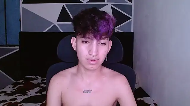 Snapshot of littlextreme chatting on December 19, 2024, 3:07 am littlextreme online show from December 19, 2024, 3:07 am