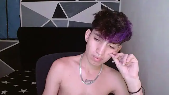 Snapshot of littlextreme chatting on December 28, 2024, 1:08 am littlextreme online show from December 28, 2024, 1:08 am