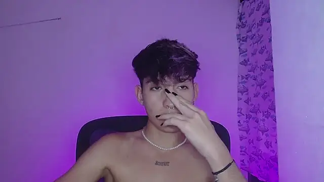 Snapshot of littlextreme chatting on February 17, 2025, 3:58 am littlextreme online show from February 17, 2025, 3:58 am