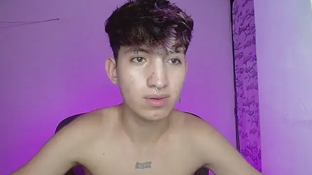 Snapshot of littlextreme chatting on February 20, 2025, 6:50 am littlextreme online show from February 20, 2025, 6:50 am