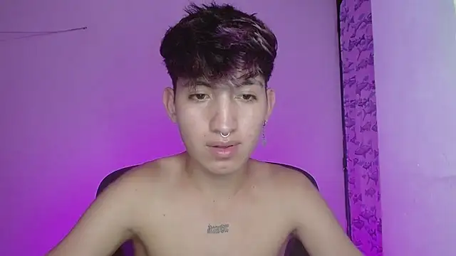 Snapshot of littlextreme chatting on February 21, 2025, 7:23 am littlextreme online show from February 21, 2025, 7:23 am