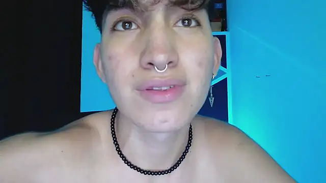 Snapshot of littlextreme chatting on March 9, 2025, 4:27 am littlextreme online show from March 9, 2025, 4:27 am