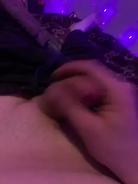 Hugetings online show from March 10, 2026, 10:42 am