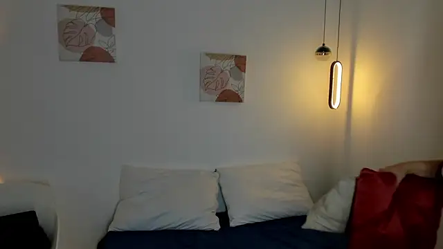 EmilySumer online show from February 14, 2026, 3:25 am