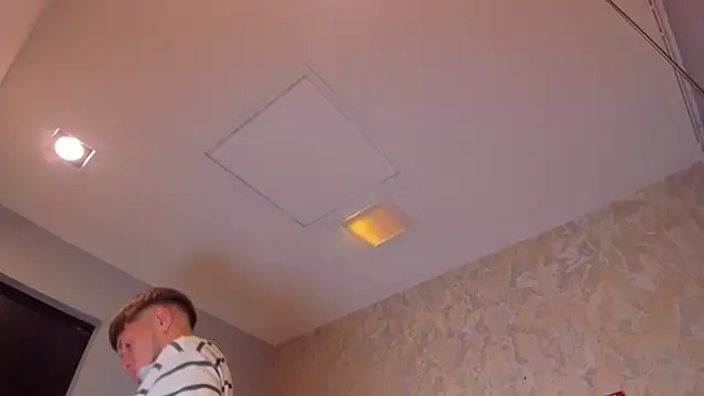 SebastianMaximoff online show from September 19, 2025, 7:14 pm