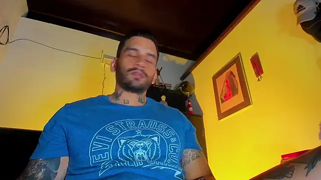 CamiloGray  online show from March 21, 2025, 1:01 pm