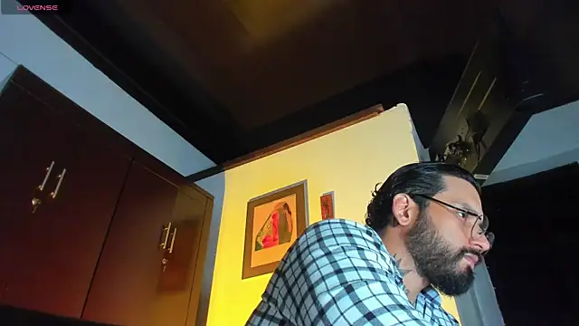 CamiloGray  online show from January 19, 2026, 3:38 pm