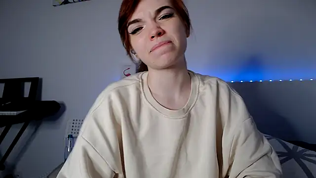Snapshot of olivka-flower chatting on January 17, 2025, 9:39 pm olivka-flower online show from January 17, 2025, 9:39 pm