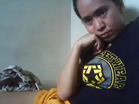 Snapshot of hairypussyyummy chatting on January 15, 2025, 3:54 am hairypussyyummy online show from January 15, 2025, 3:54 am