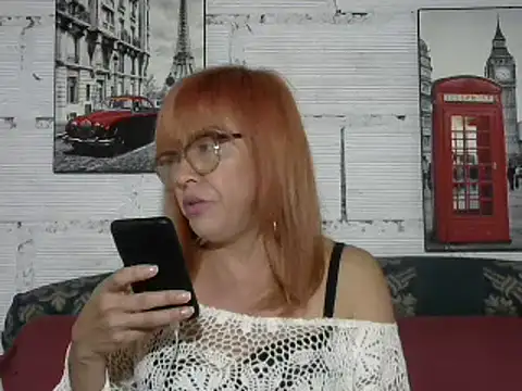 Snapshot of divahot08 chatting on February 22, 2025, 7:36 pm divahot08 online show from February 22, 2025, 7:36 pm