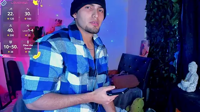 sweetvond  online show from October 17, 2025, 10:23 pm