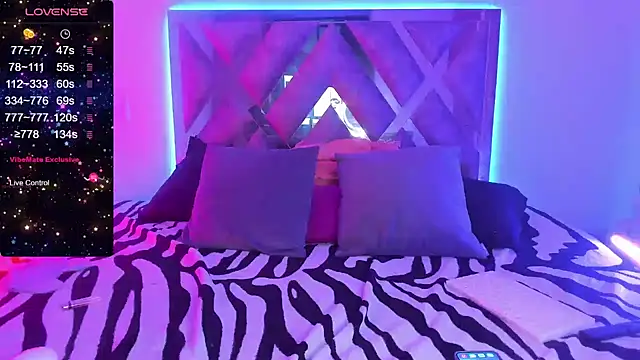 Snapshot of cutesarah_ chatting on March 21, 2025, 11:23 pm cutesarah online show from March 21, 2025, 11:23 pm