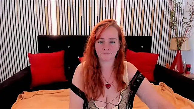 SinFulTitsDD online show from November 24, 2025, 2:50 pm