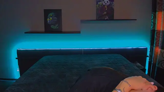 AlexaBarkley online show from February 14, 2025, 6:12 am