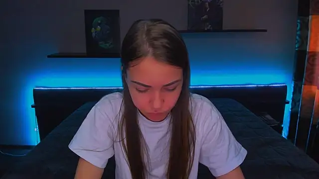 AlexaBarkley online show from March 19, 2025, 6:14 am