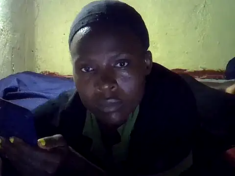 cute-shamza online show from October 18, 2025, 5:14 pm