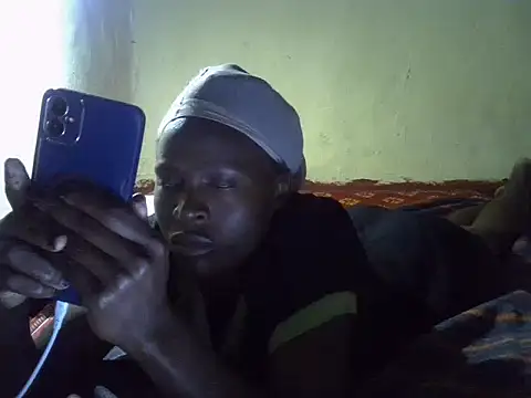 cute-shamza online show from November 6, 2025, 5:30 am