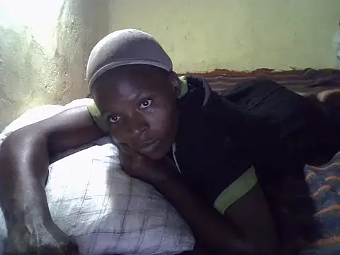 cute-shamza online show from November 22, 2025, 4:17 pm