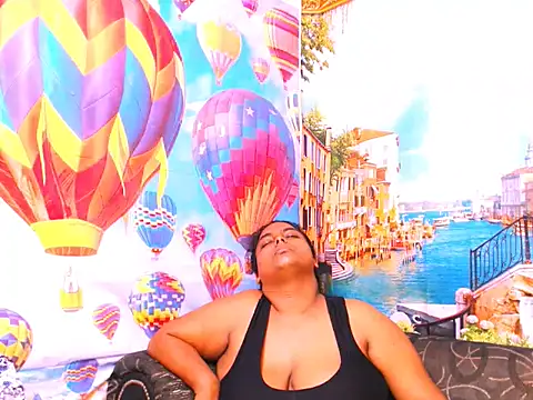 Indianfairy99 online show from December 9, 2024, 12:19 pm