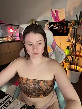 sweetest pie online show from May 24, 2026, 8:03 pm