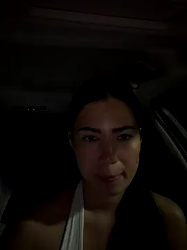 Snapshot of clairewntr chatting on October 16, 2025, 9:38 pm clairewntr online show from October 16, 2025, 9:38 pm