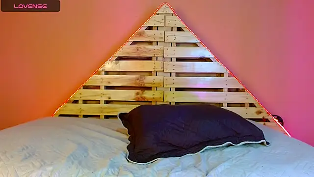 Snapshot of sexxgods chatting on December 9, 2024, 11:03 pm sexxgods online show from December 9, 2024, 11:03 pm