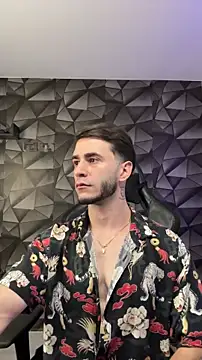 Snapshot of Latino_stud4u chatting on November 12, 2025, 1:06 am Latino stud4u online show from November 12, 2025, 1:06 am