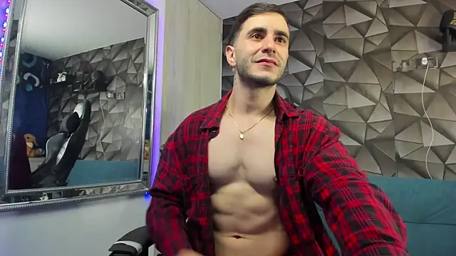 Snapshot of Latino_stud4u chatting on December 3, 2025, 3:58 am Latino stud4u online show from December 3, 2025, 3:58 am