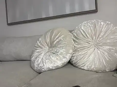 tbaexoxox online show from February 16, 2026, 1:57 am