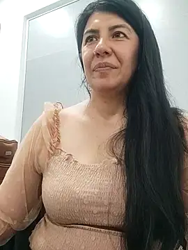 Snapshot of aisha_latina chatting on March 4, 2025, 3:59 pm aisha latina online show from March 4, 2025, 3:59 pm