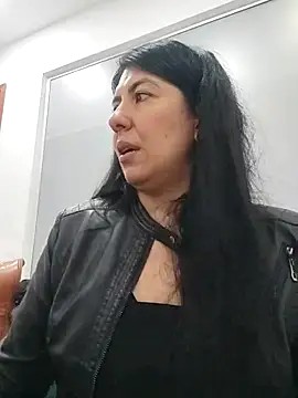 Snapshot of aisha_latina chatting on March 10, 2025, 2:48 pm aisha latina online show from March 10, 2025, 2:48 pm