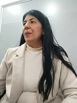 Snapshot of aisha_latina chatting on March 14, 2025, 5:13 pm aisha latina online show from March 14, 2025, 5:13 pm