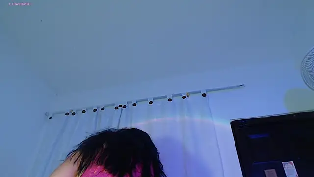 karlablue  online show from September 23, 2025, 2:36 am