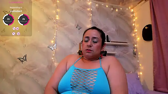 agathaxxx-69 online show from November 25, 2025, 6:46 am