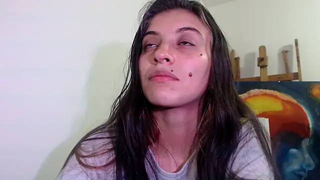 Snapshot of mariecam420 chatting on December 7, 2024, 5:48 am mariecam420 online show from December 7, 2024, 5:48 am