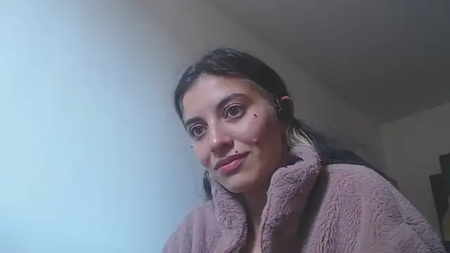Snapshot of mariecam420 chatting on December 22, 2024, 4:48 pm mariecam420 online show from December 22, 2024, 4:48 pm