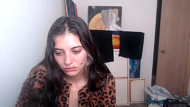 Snapshot of mariecam420 chatting on December 24, 2024, 2:12 pm mariecam420 online show from December 24, 2024, 2:12 pm