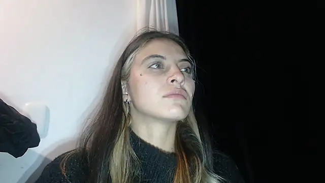 Snapshot of mariecam420 chatting on January 1, 2025, 12:32 am mariecam420 online show from January 1, 2025, 12:32 am
