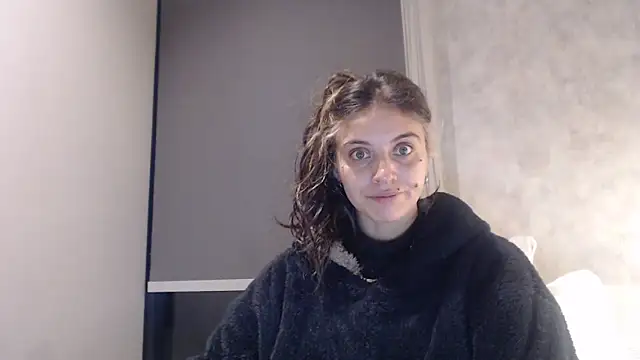 Snapshot of mariecam420 chatting on January 7, 2025, 1:38 am mariecam420 online show from January 7, 2025, 1:38 am