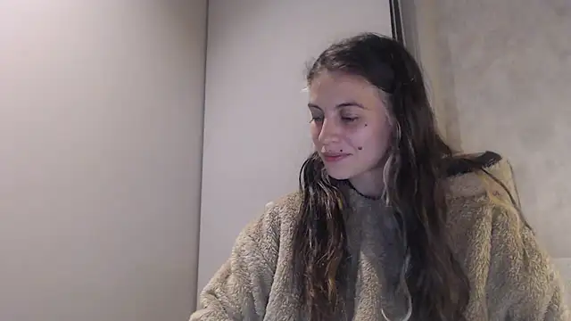 Snapshot of mariecam420 chatting on January 7, 2025, 11:56 pm mariecam420 online show from January 7, 2025, 11:56 pm