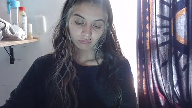 Snapshot of mariecam420 chatting on January 13, 2025, 4:30 pm mariecam420 online show from January 13, 2025, 4:30 pm