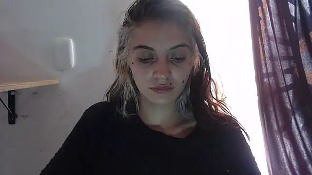 Snapshot of mariecam420 chatting on January 14, 2025, 3:36 pm mariecam420 online show from January 14, 2025, 3:36 pm